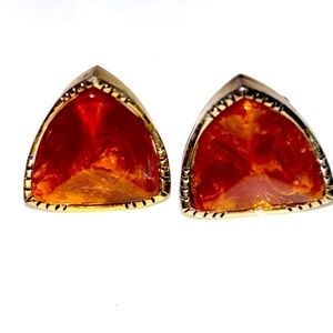 Pair of Bintage Goldtone Large Triangle Cuff Linkscwith Amber Colored Stone